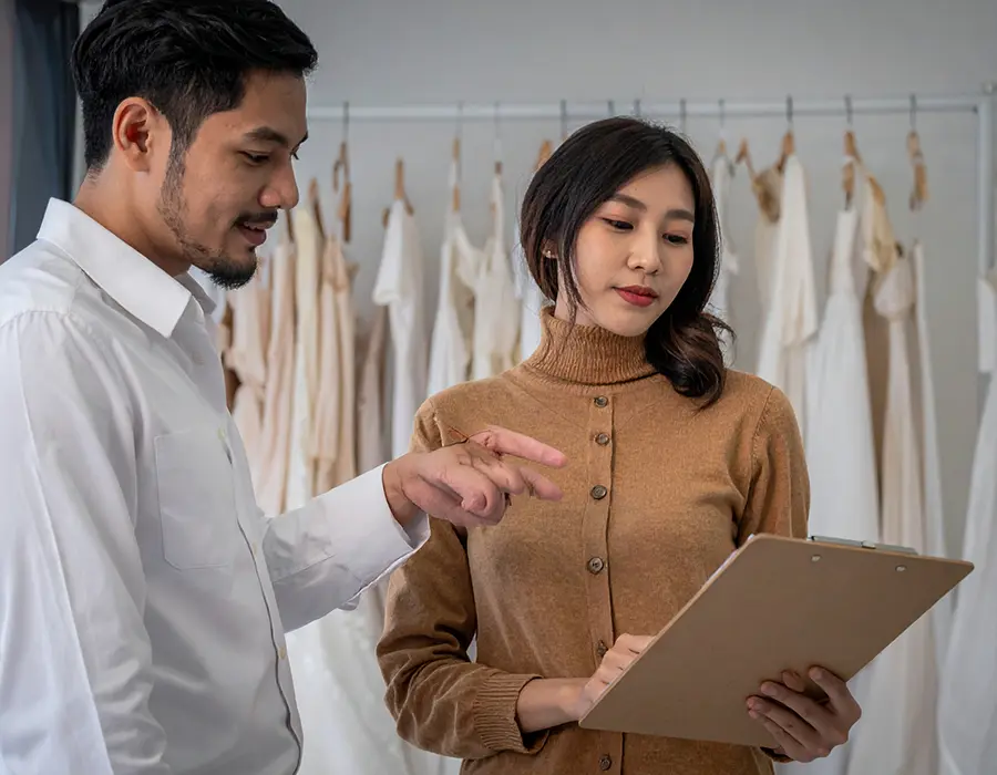 웨딩 스튜디오를 선택하기 위해 상담