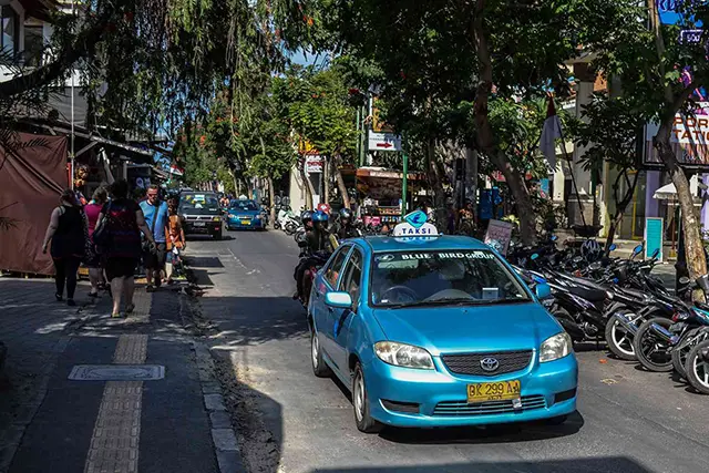 Blue Bird Taxi Bali