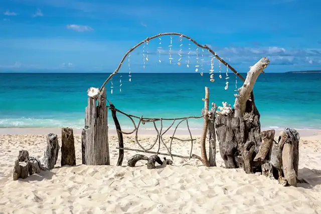 보라카이의 한적하고 평화로운 숨은 해변 전경