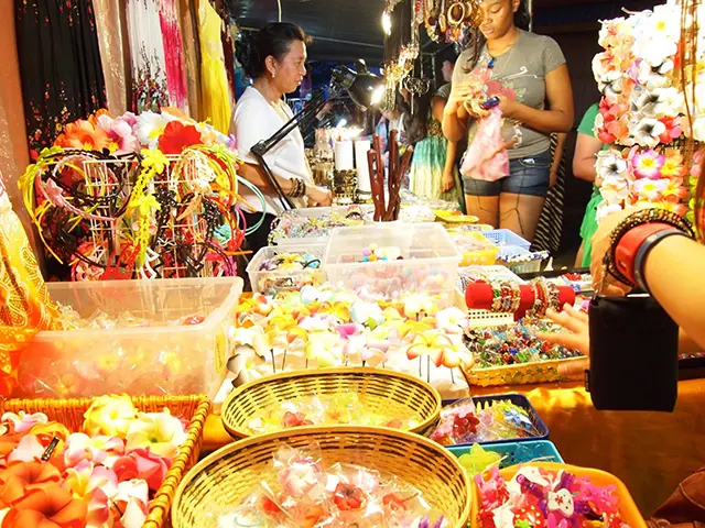 차모로 야시장 숯불 바비큐 꼬치