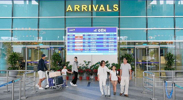 다낭 공항 도착