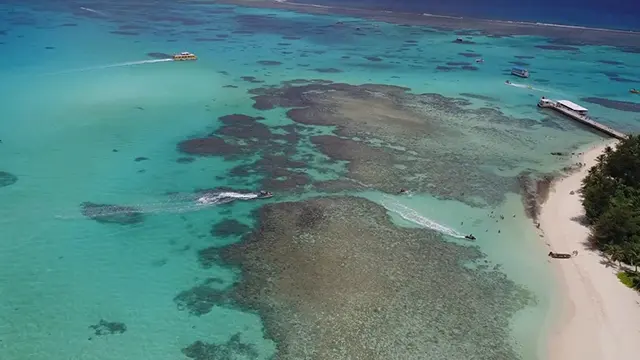 사이판 가라판 시내의 도보 이동 풍경