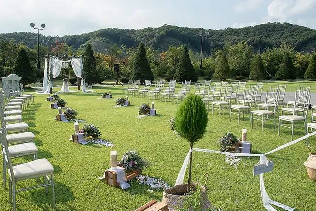 4서원아트리움 전경 및 웨딩 연출 이미지