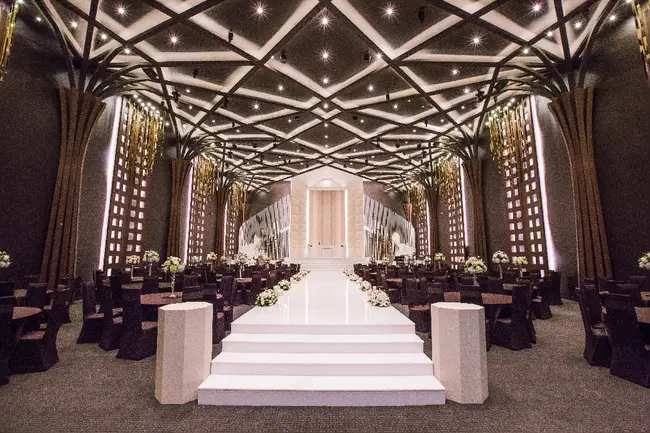 4소풍컨벤션 전경 및 웨딩 연출 이미지