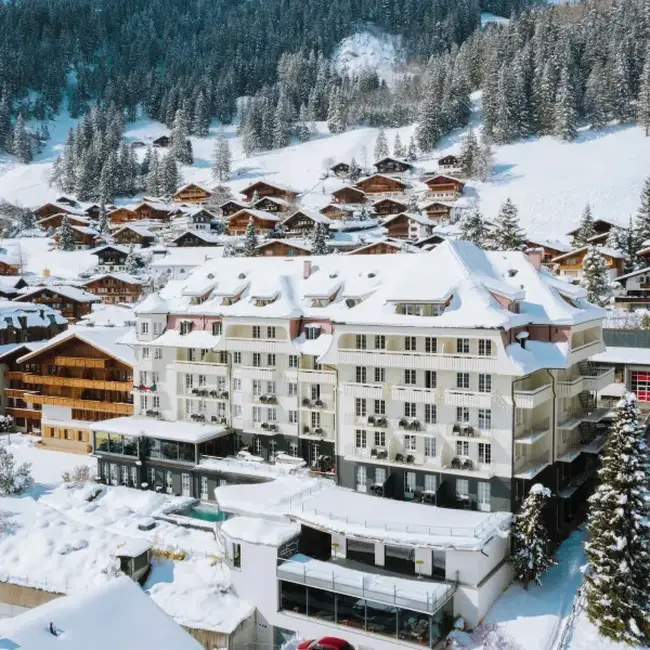 르 시레누세 야외 수영장과 지중해 뷰