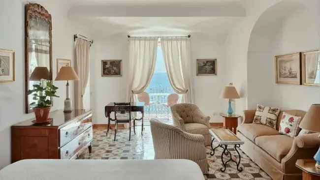 르 시레누세 La Sponda 레스토랑