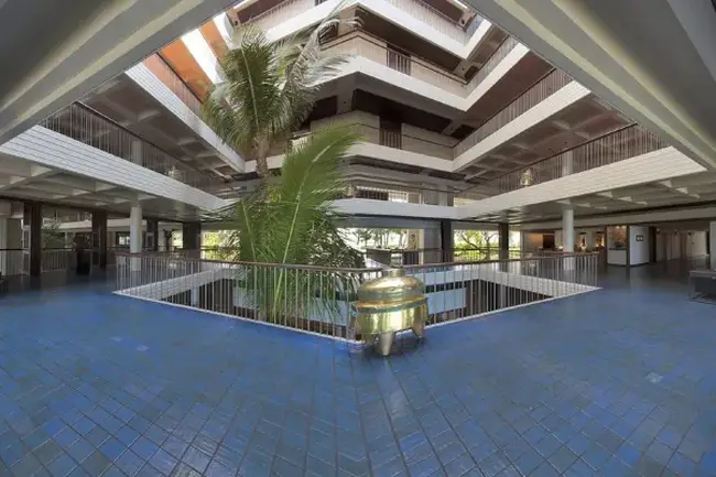 하와이 전통 다이닝을 즐기는 Manta 레스토랑 테라스