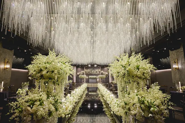 부산 인기 웨딩홀 실시간 예약 및 비용 할인 상담