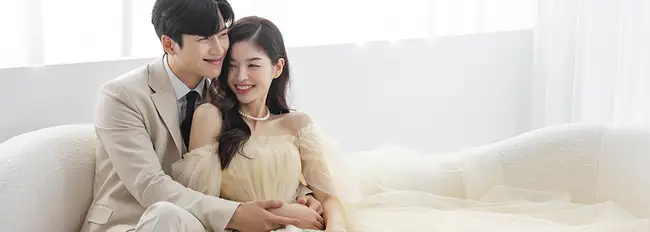 허니문 상담 및 맞춤 예복·예물 전시 공간