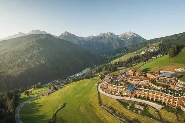 스카이풀의 바닥 유리창 포인트