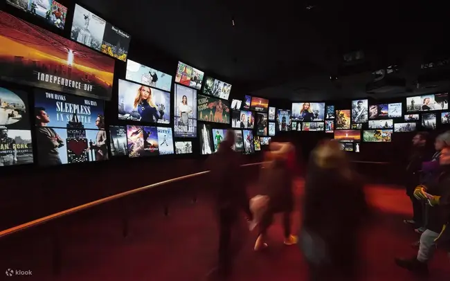 The massive King Kong exhibit at Empire State Building