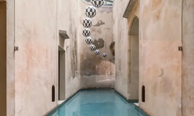 성벽 위 테라스에서 본 지중해 전경