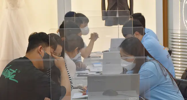 방문 전원 증정 웰컴 팩 및 현장 경품 당첨 이벤트 데스크