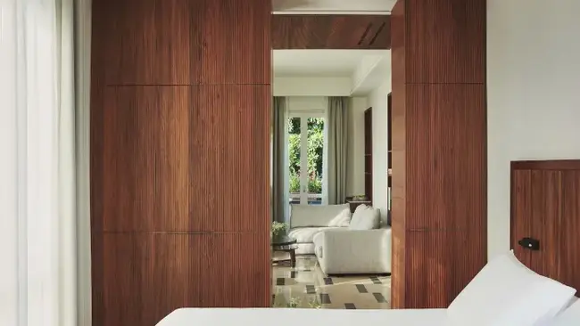 밤에 보는 아이거 북벽의 신비로운 정취