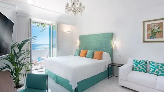 비치 클럽 레스토랑 Al Mare 점심 식사